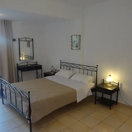 Hotel Polydoros 2*